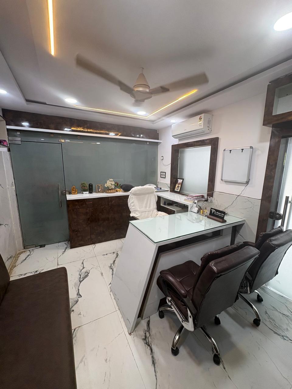 Dr. Kishore Kar Consultation Room at Shivgeet Piles Bhopal